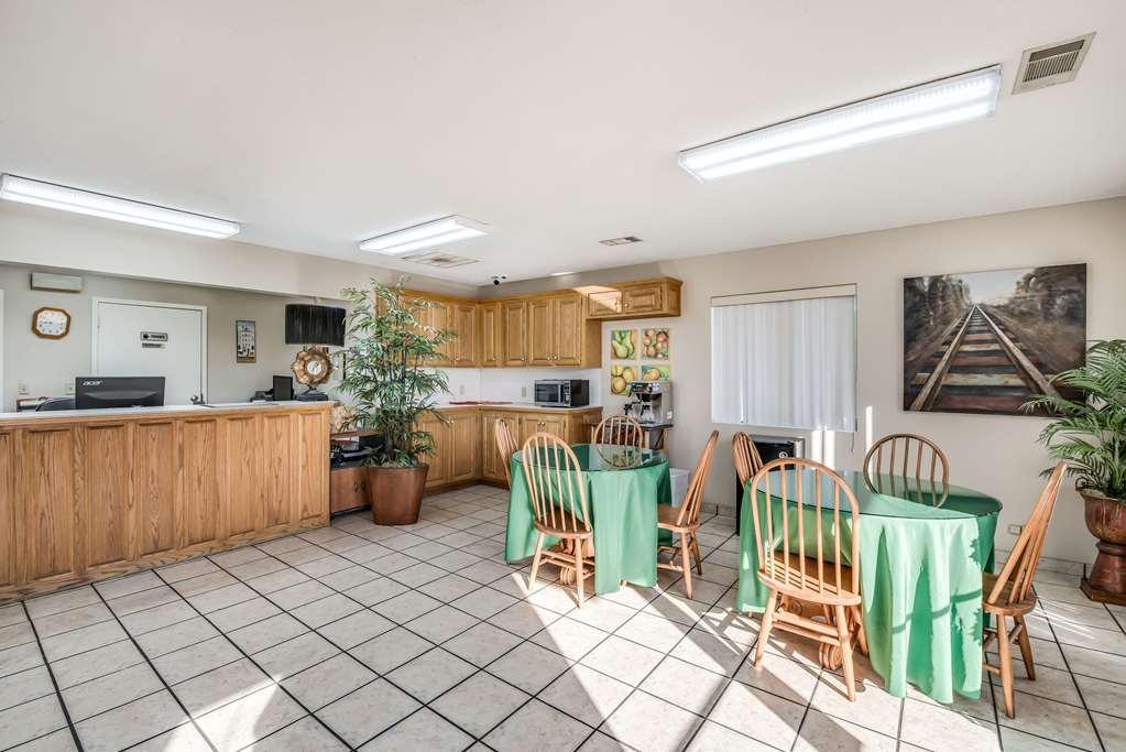 Rodeway Inn Gurdon Beltér fotó